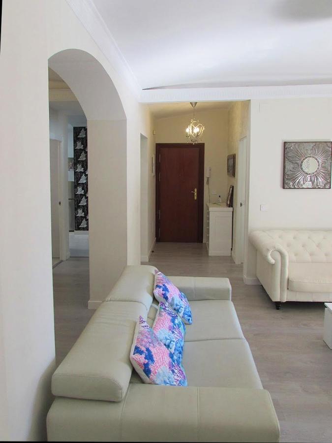 Apartamento A 50 Metros De La Playa Malagueta Con Vistas Al Mar มาลากา ภายนอก รูปภาพ
