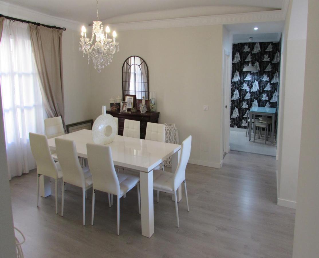 Apartamento A 50 Metros De La Playa Malagueta Con Vistas Al Mar มาลากา ภายนอก รูปภาพ